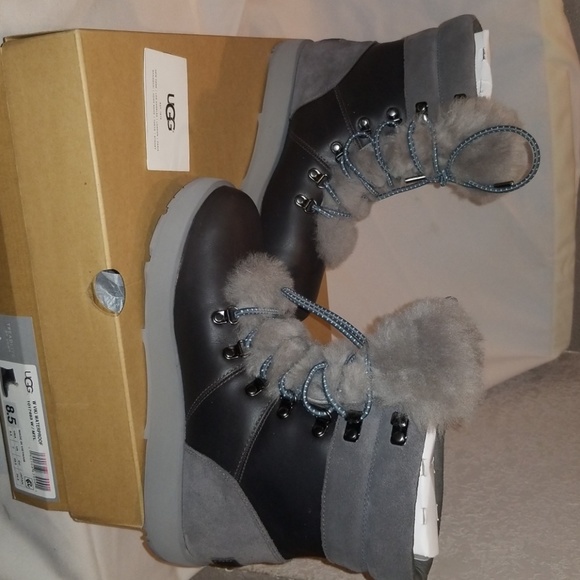 Waterproof - Picture 7 of 8